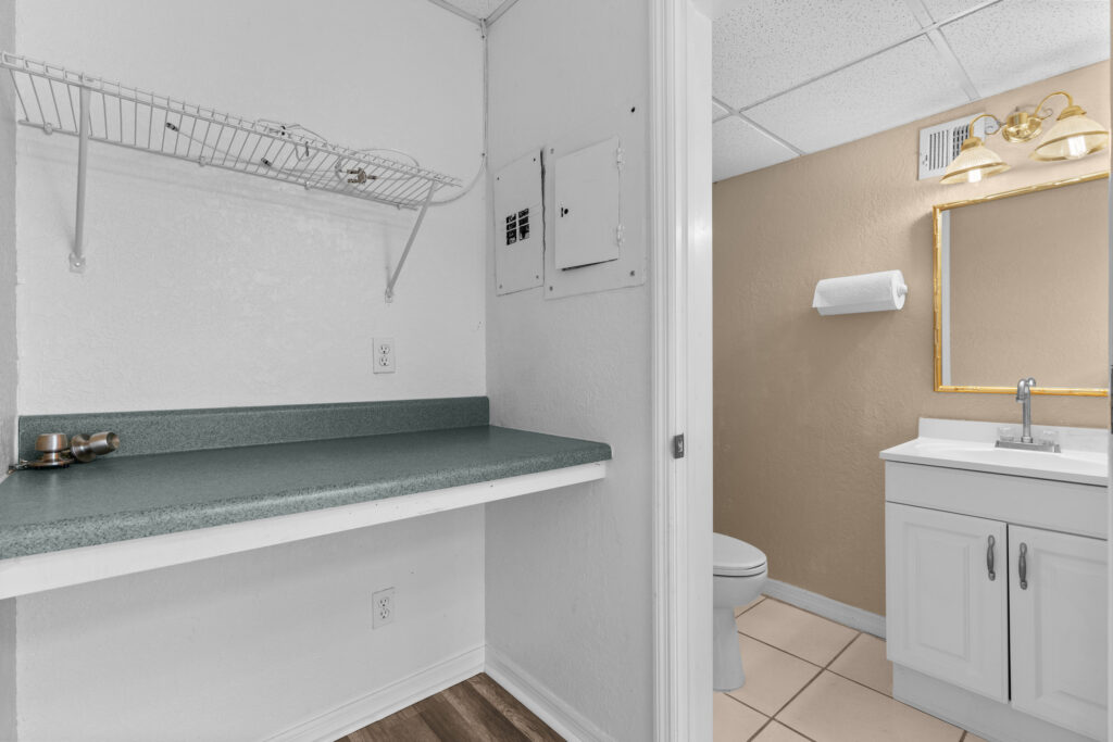 Photo of a commercial space for rent in Merritt Island, Florida at 2460 North Courtenay Parkway in 103 in Merritt Island, Florida. Call Perrone Properties at 321-454-3393 for more information unit 103 at Perrone Plaza.