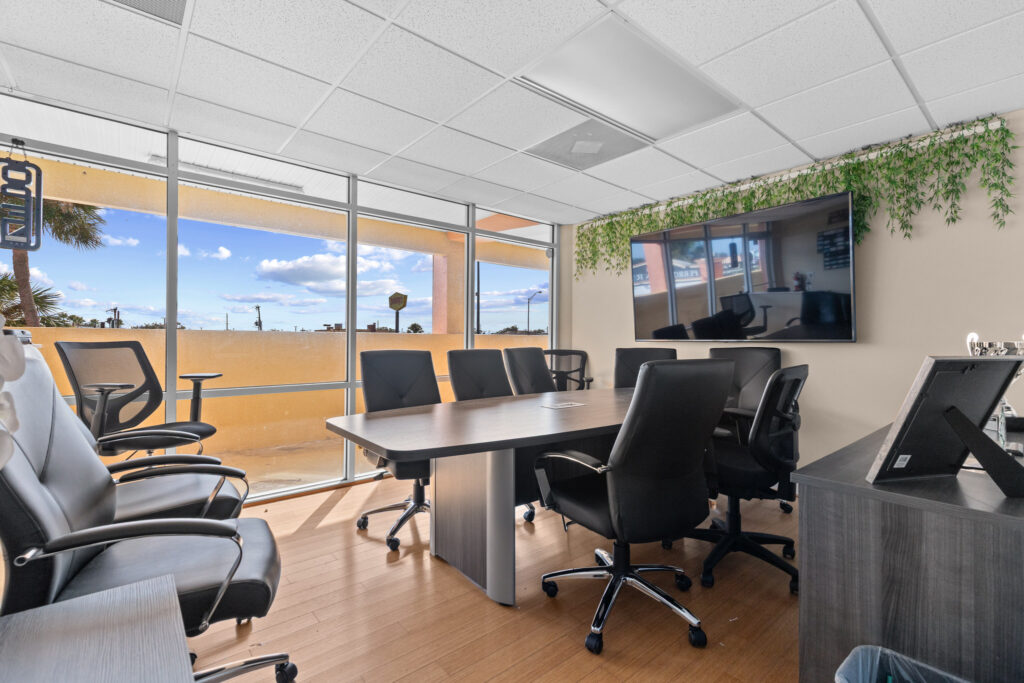 A photo inside unit 207 a 600 square foot space for least at Perrone Twin Rivers located at 76 East Merritt Island Causeway in Merritt Island, Florida.