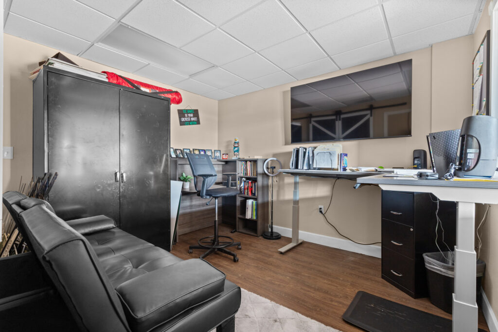 A photo inside unit 207 a 600 square foot space for least at Perrone Twin Rivers located at 76 East Merritt Island Causeway in Merritt Island, Florida.