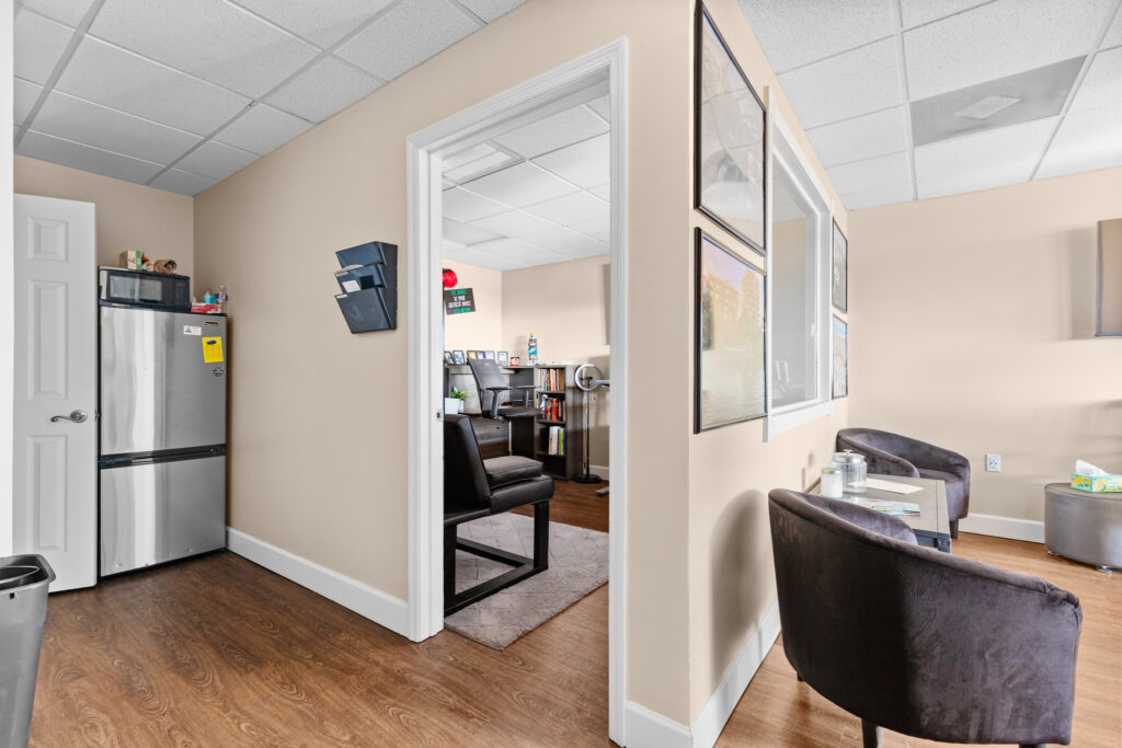 A photo inside unit 207 a 600 square foot space for least at Perrone Twin Rivers located at 76 East Merritt Island Causeway in Merritt Island, Florida.